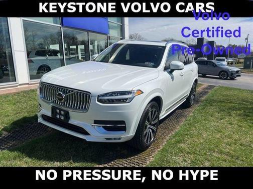 2025 Volvo XC90 B5 Core
