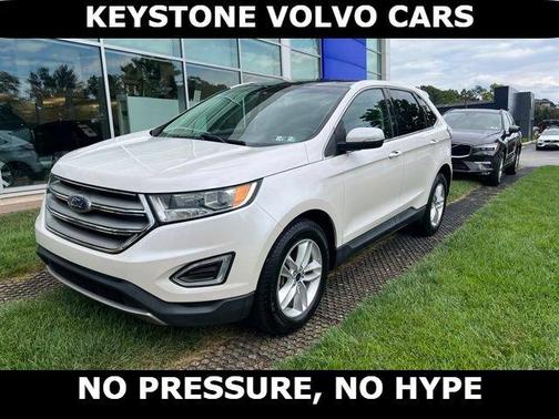White Platinum Clearcoat Metallic 2017 Ford Edge SEL