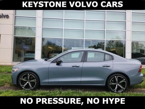 2024 Volvo S60 B5 Core Dark