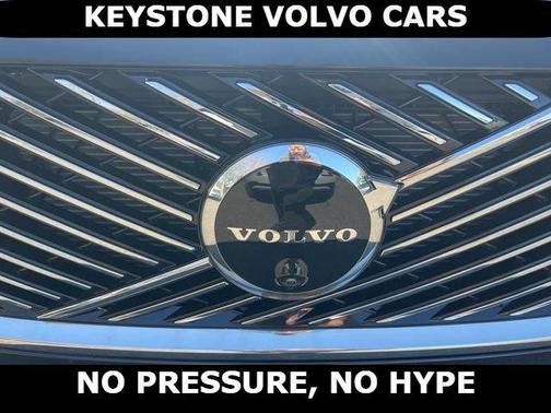 Onyx Black 2026 Volvo XC90 B6 Plus 7-Seater