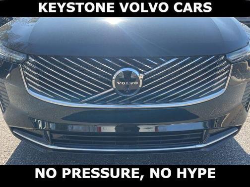 Onyx Black 2026 Volvo XC90 B6 Plus 7-Seater