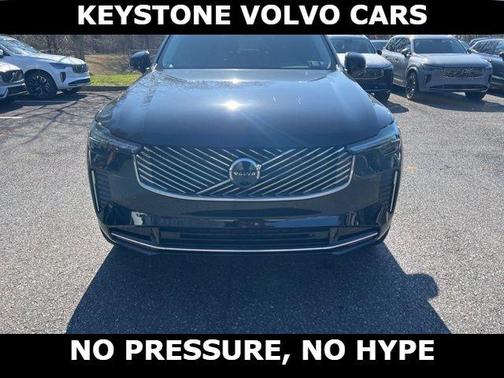 Onyx Black 2026 Volvo XC90 B6 Plus 7-Seater
