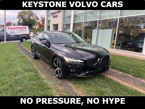 2025 Volvo S60 B5 Plus