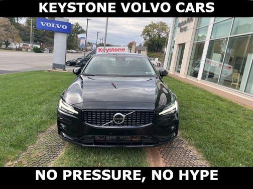 2025 Volvo S60 B5 Plus