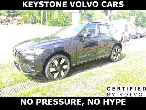 Onyx Black 2024 Volvo XC60 Recharge Plug-In Hybrid T8 Ultimate Dark Theme