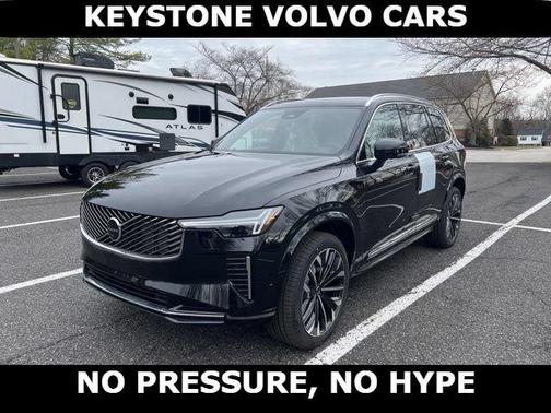 Onyx Black 2026 Volvo XC90 B5 Plus 7-Seater