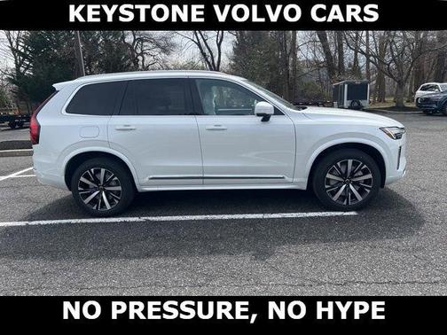 Crystal White 2026 Volvo XC90 B5 Core