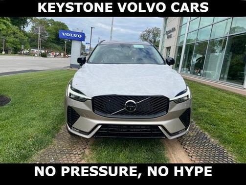 Bright 2026 Volvo XC60 B5 Plus