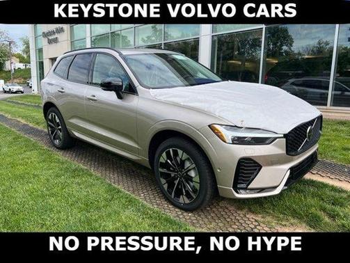 Bright 2026 Volvo XC60 B5 Plus