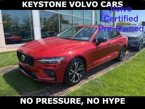 Fusion Red 2023 Volvo S60 B5 Core Dark Theme