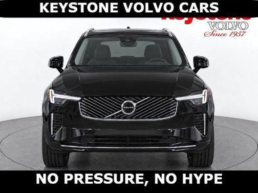 Onyx Black 2026 Volvo XC90 B6 Plus 7-Seater