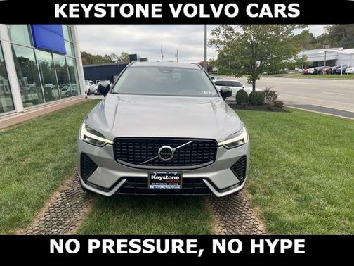 2023 Volvo XC60 B5 AWD Plus Dark