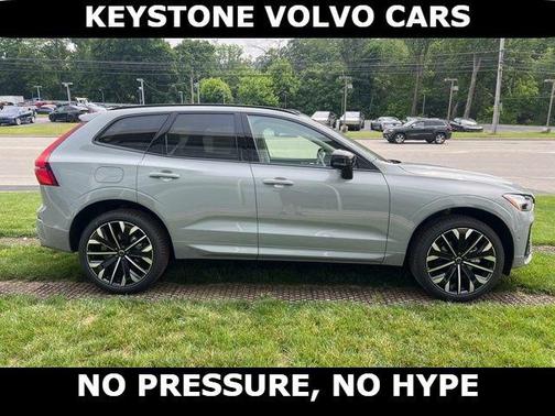 2026 Volvo XC60 B5 Ultra