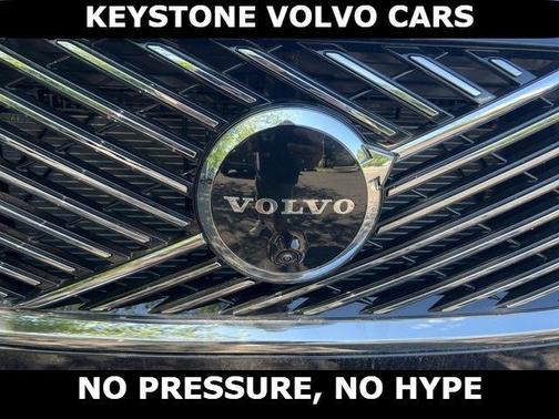 Onyx Black 2026 Volvo XC90 B6 Plus 7-Seater