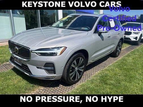 Silver 2023 Volvo XC60 B5 Plus Bright Theme