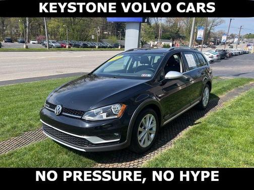 2017 Volkswagen Golf Alltrack TSI S