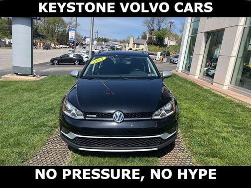 2017 Volkswagen Golf Alltrack TSI S