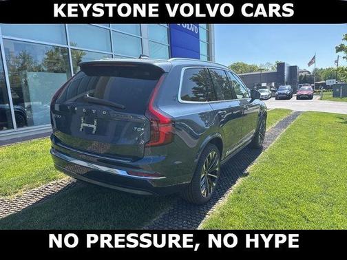 Denim Blue 2026 Volvo XC90 Plug-In Hybrid T8 Plus 6-Seater
