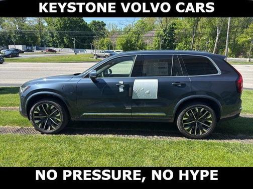 Denim Blue 2026 Volvo XC90 Plug-In Hybrid T8 Plus 6-Seater