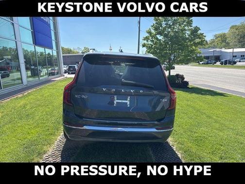 Denim Blue 2026 Volvo XC90 Plug-In Hybrid T8 Plus 6-Seater