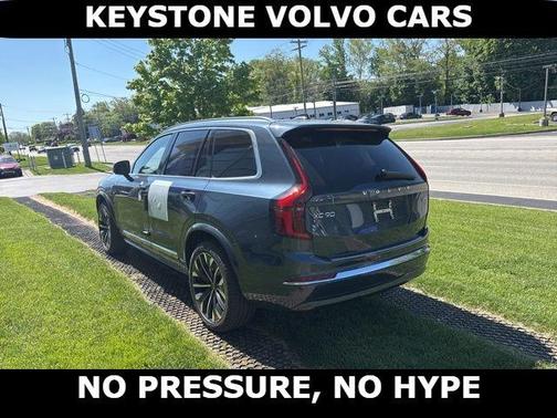 Denim Blue 2026 Volvo XC90 Plug-In Hybrid T8 Plus 6-Seater