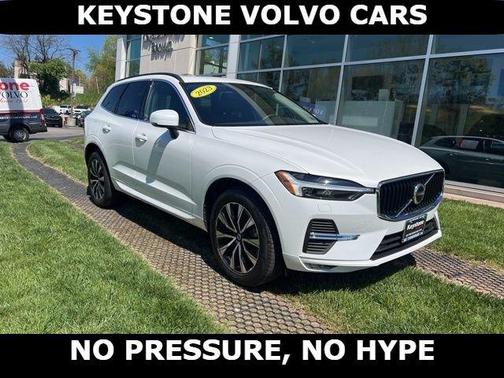 Crystal White 2023 Volvo XC60 B5 Core