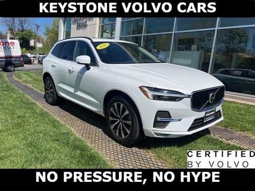 Crystal White 2023 Volvo XC60 B5 Core