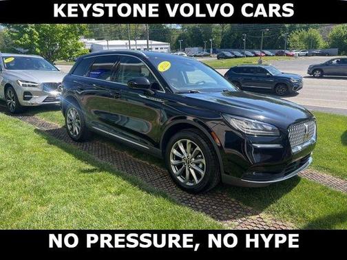 Black Metallic 2022 Lincoln Corsair Standard