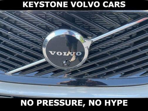Vapour Grey 2026 Volvo XC60 B5 Ultra