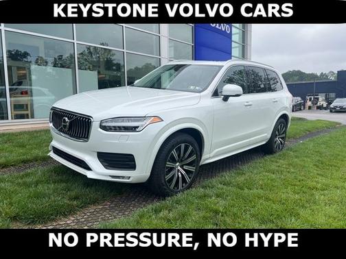 2023 Volvo XC90 B5 AWD Core