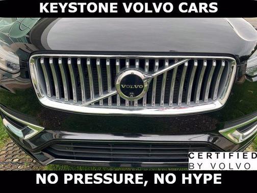 Onyx Black 2024 Volvo XC90 B6 Plus Bright Theme 7-Seater