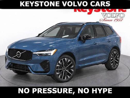 Denim Blue 2027 Volvo XC60 T8 ULTRA