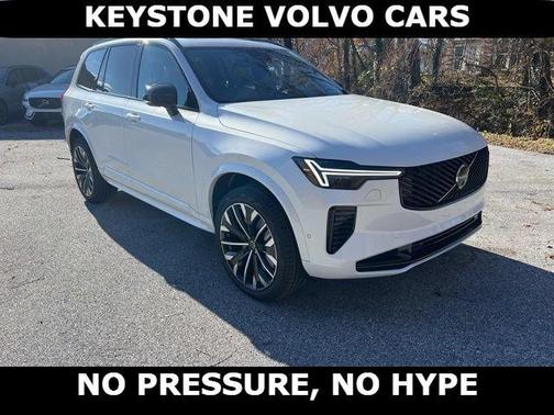 Crystal White 2026 Volvo XC90 B6 Ultra Dark Theme 7-Seater