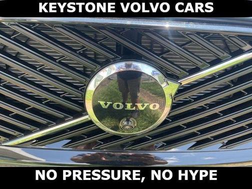 Denim Blue 2026 Volvo XC60 B5 Plus