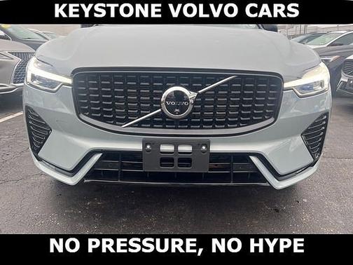 2025 Volvo XC60 Plus