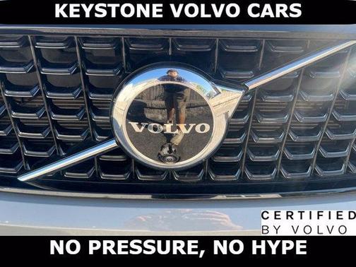 Vapour Grey 2026 Volvo XC40 B5 Plus