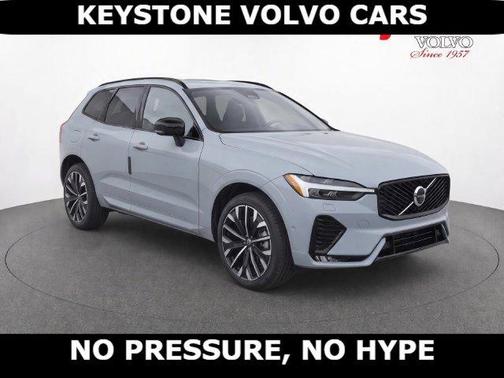 Vapour Grey 2027 Volvo XC60 B5 ULTRA