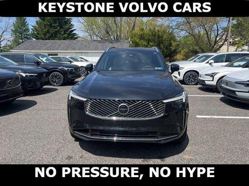 Onyx Black 2026 Volvo XC90 Plug-In Hybrid T8 Plus 7-Seater