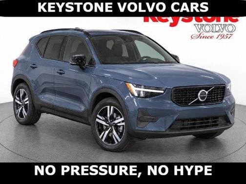 Denim Blue 2026 Volvo XC40 B5 Core