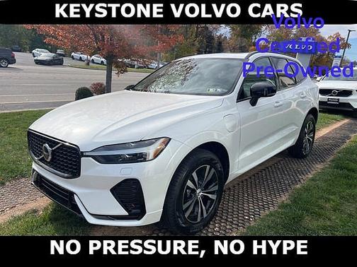2025 Volvo XC60 Core