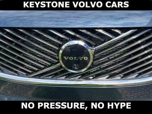 Denim Blue 2026 Volvo XC90 Plug-In Hybrid T8 Ultra 7-Seater