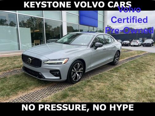 2024 Volvo S60 B5 Core Dark
