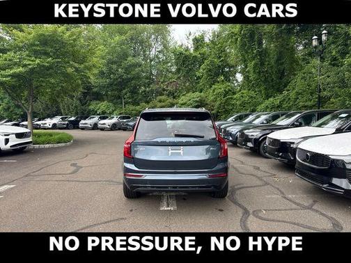 Denim Blue 2026 Volvo XC90 B6 Ultra Dark Theme 6-Seater