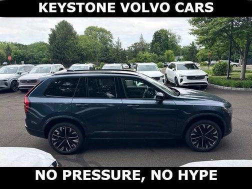 Denim Blue 2026 Volvo XC90 B6 Ultra Dark Theme 6-Seater