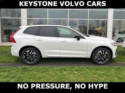Crystal White 2026 Volvo XC60 B5 Plus