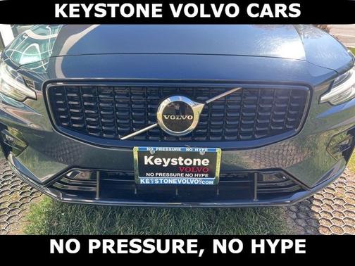 2025 Volvo S60 B5 Core