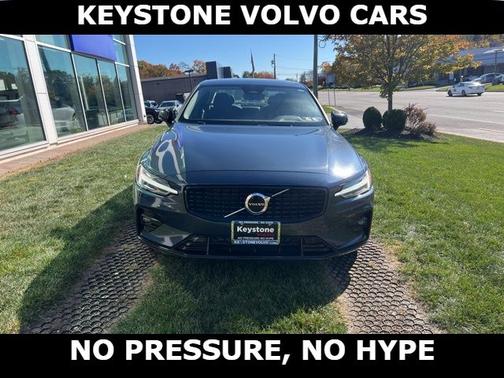 2025 Volvo S60 B5 Core