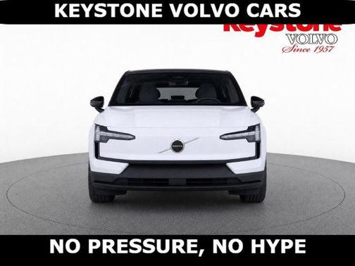 Crystal White 2026 Volvo EX30 Twin Motor Ultra