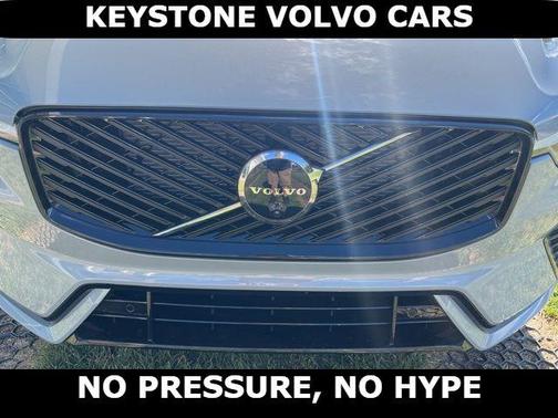 Vapour Grey 2026 Volvo XC60 B5 Ultra
