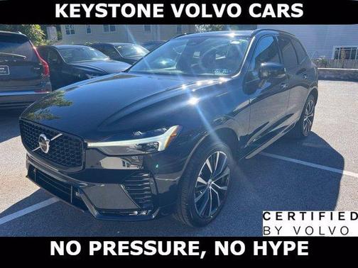 Onyx Black 2024 Volvo XC60 B5 Plus Dark Theme